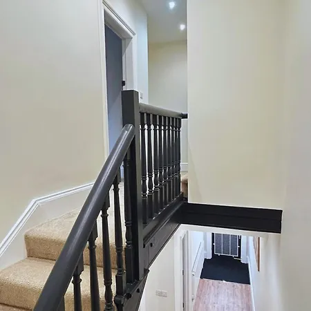 Prime Headingley Location