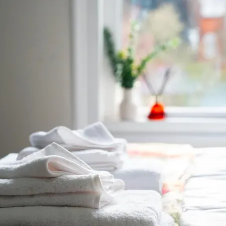 Prime Headingley Location * Leeds (West Yorkshire)